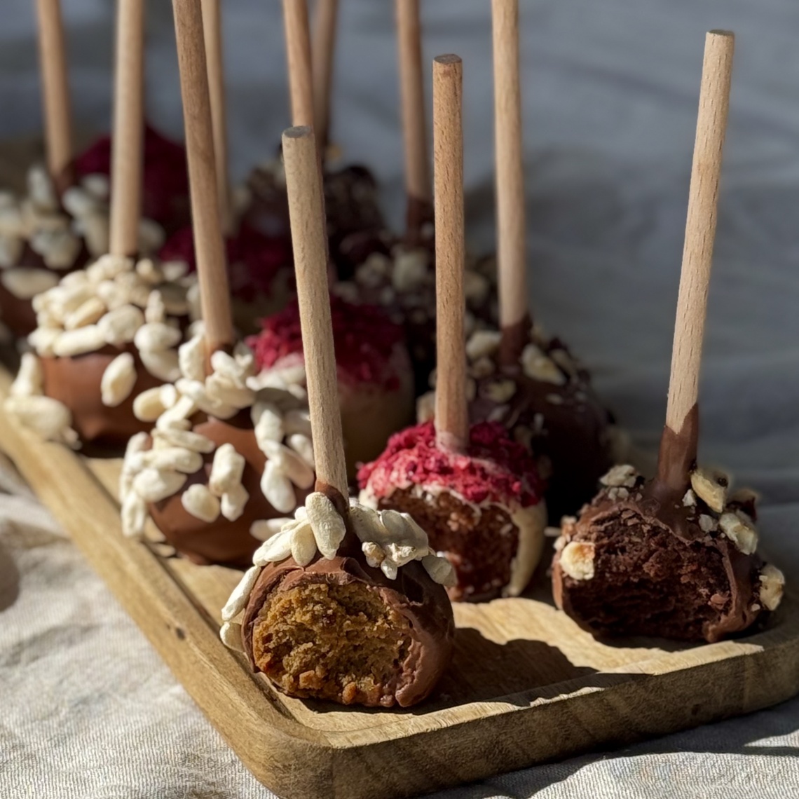 Zestaw cake popsów w 3 różnych smakach