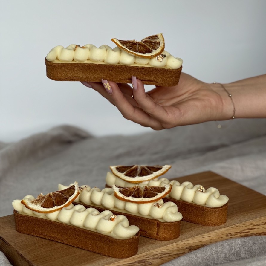 Tartaletka lemon curd z kremem z białej czekolady